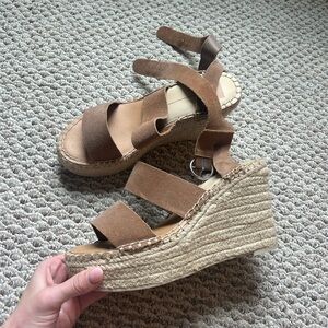 Dolce Vita Tan Wedges